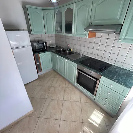 Apartment Artsy Living Selvia Tirana